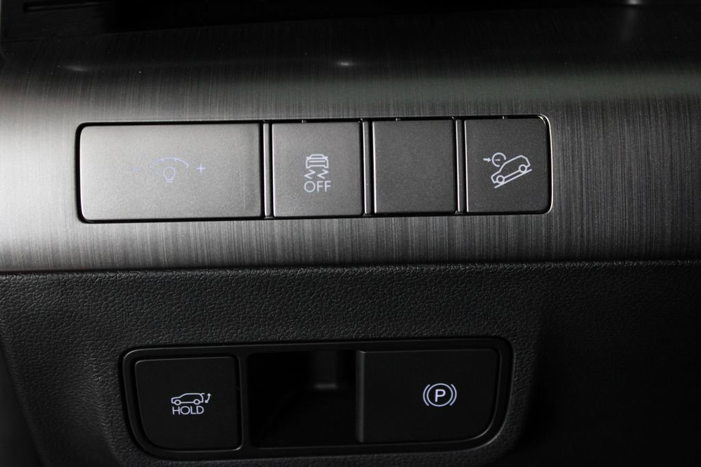 Certified 2024 Hyundai Kona Limited FWD image 26