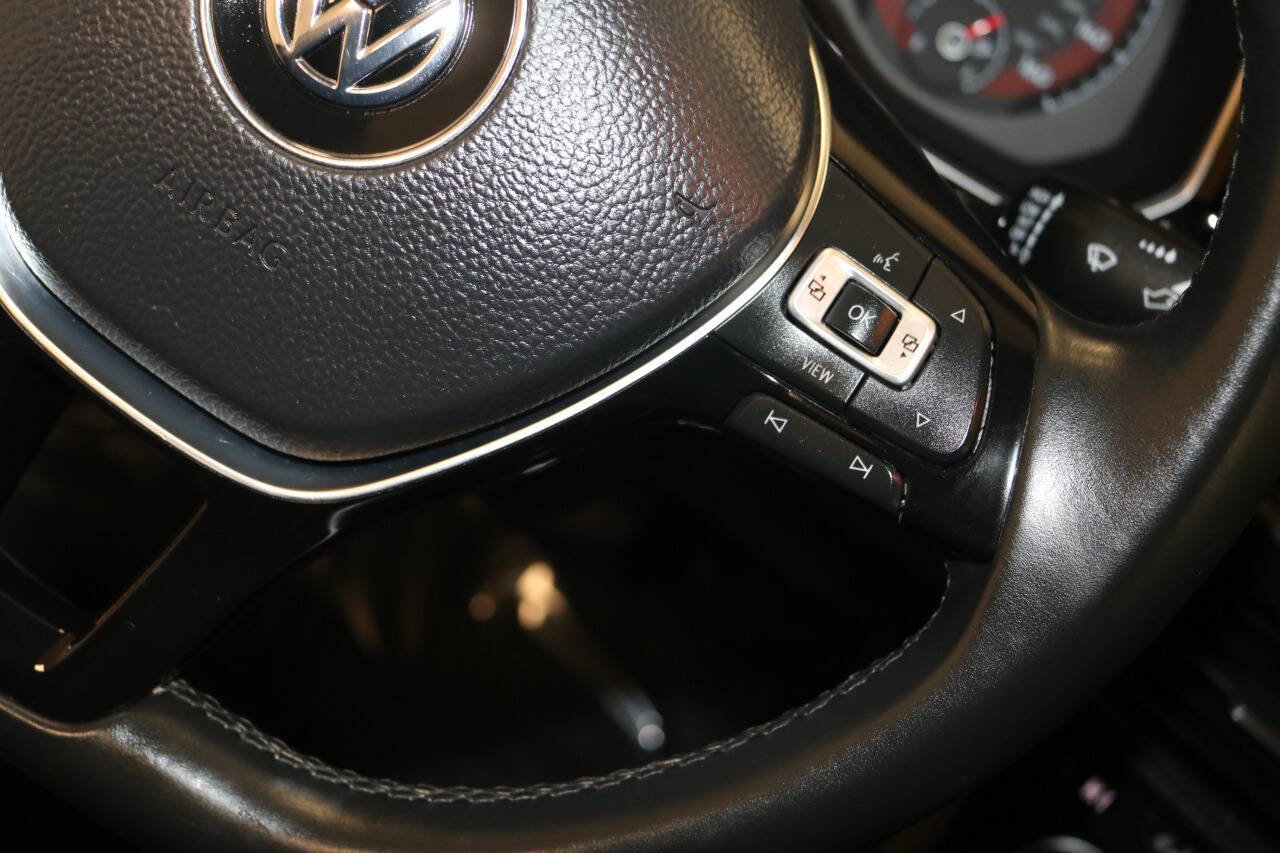 Used 2019 Volkswagen Jetta SE w/ Cold Weather Package FWD image 49