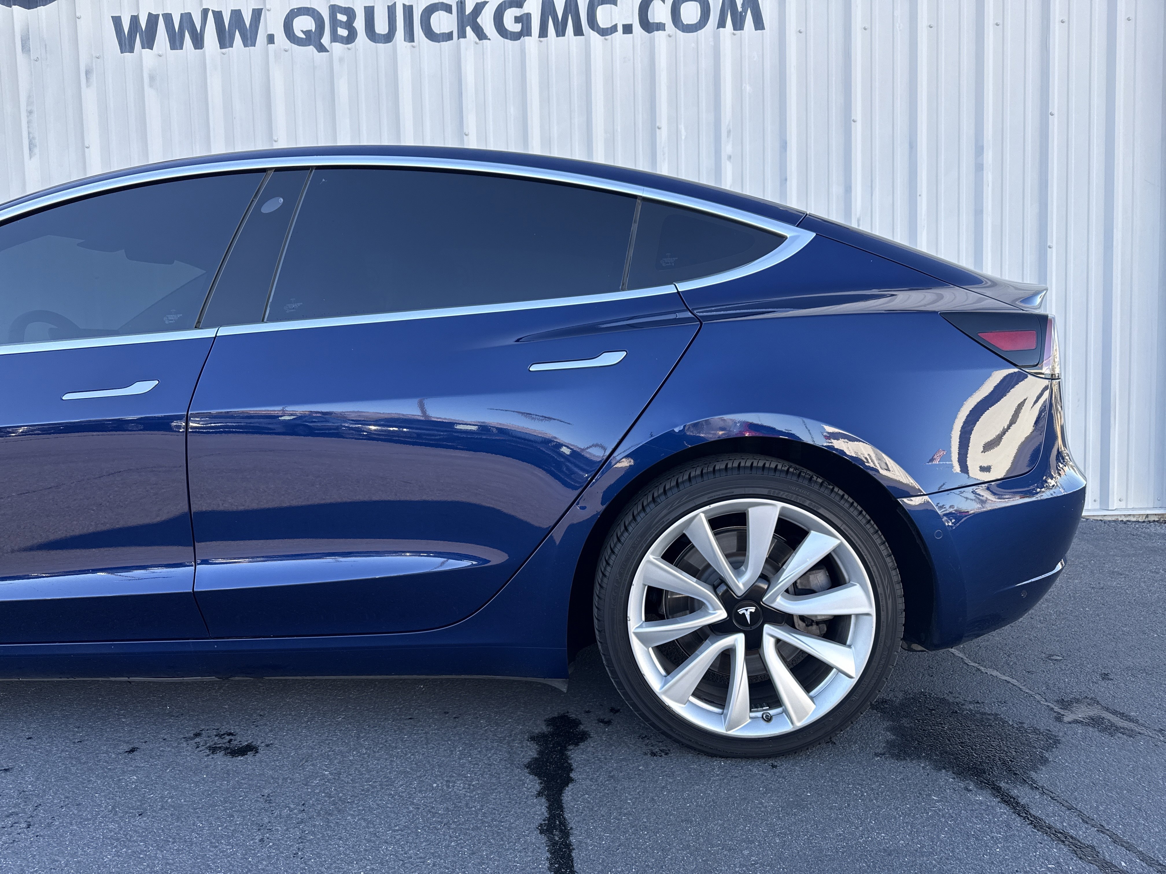 Used 2018 Tesla Model 3 Long Range image 2