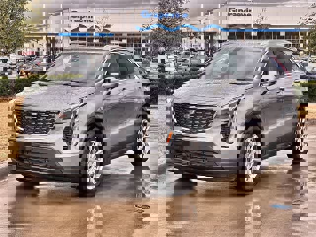 Used 2023 Cadillac XT4 Luxury w/ Cold Weather Package