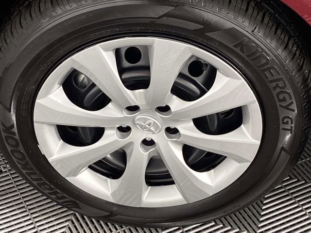 Used 2025 Toyota Corolla LE FWD image 25