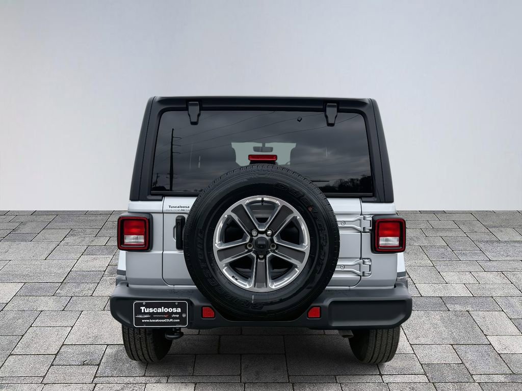 Used 2022 Jeep Wrangler Unlimited Sahara image 6