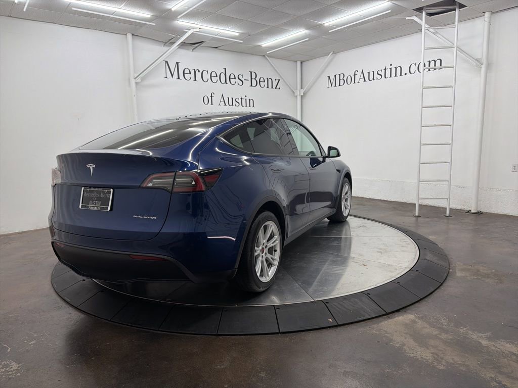 Used 2022 Tesla Model Y Long Range AWD/4WD image 7