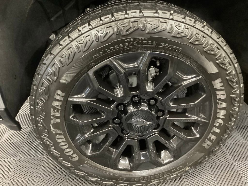 New 2026 Chevrolet Silverado 2500 LT w/ Convenience Package image 2