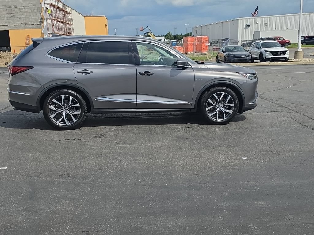 Used 2022 Acura MDX SH-AWD w/ Technology Package image 9