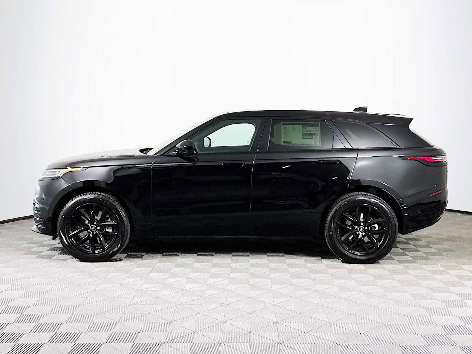 Used 2026 Land Rover Range Rover Velar Dynamic SE AWD/4WD image 8