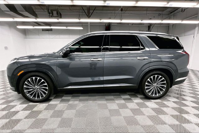 Used 2023 Hyundai Palisade Calligraphy AWD/4WD image 14