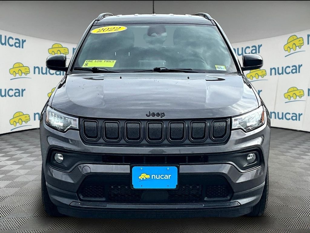 Used 2022 Jeep Compass Latitude AWD/4WD image 2