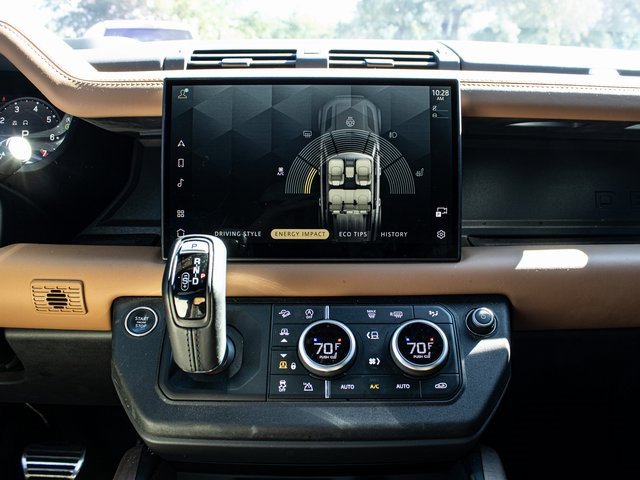 Used 2024 Land Rover Defender 110 X image 14