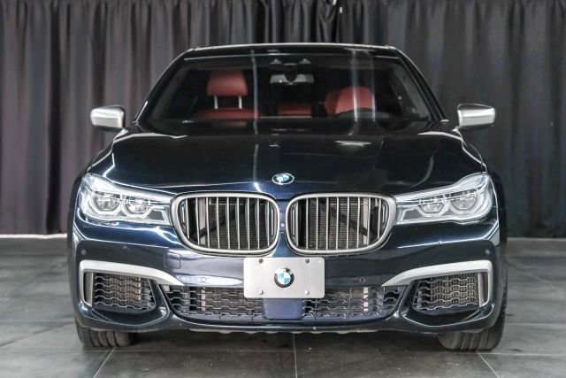 Used 2018 BMW M760i xDrive image 6