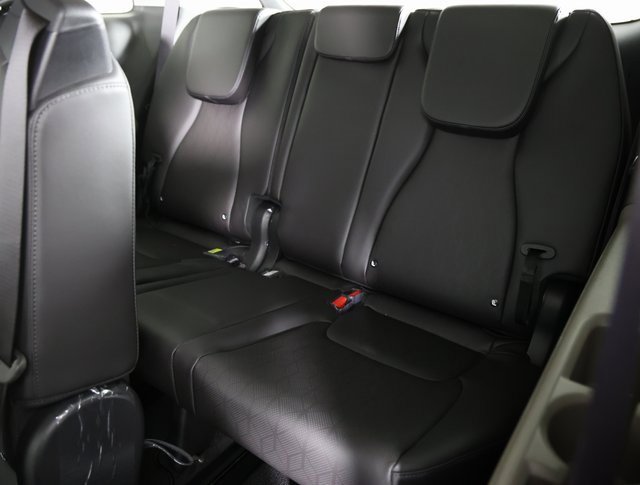 Certified 2026 Kia Carnival image 9