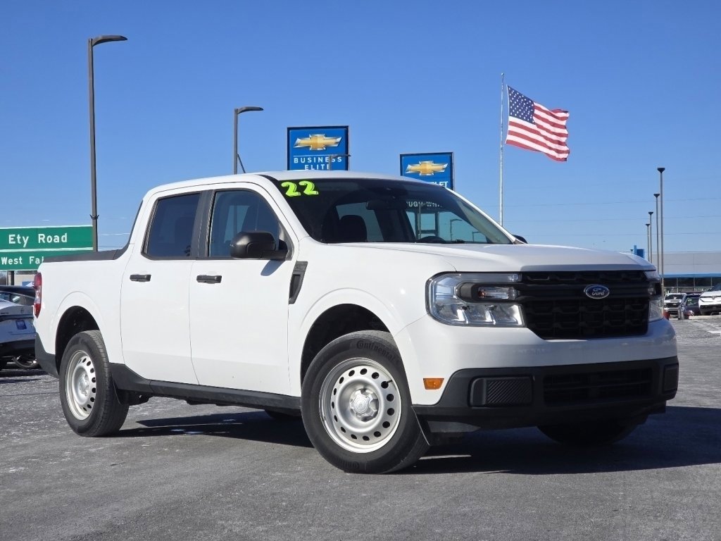 Used 2022 Ford Maverick XL image 2
