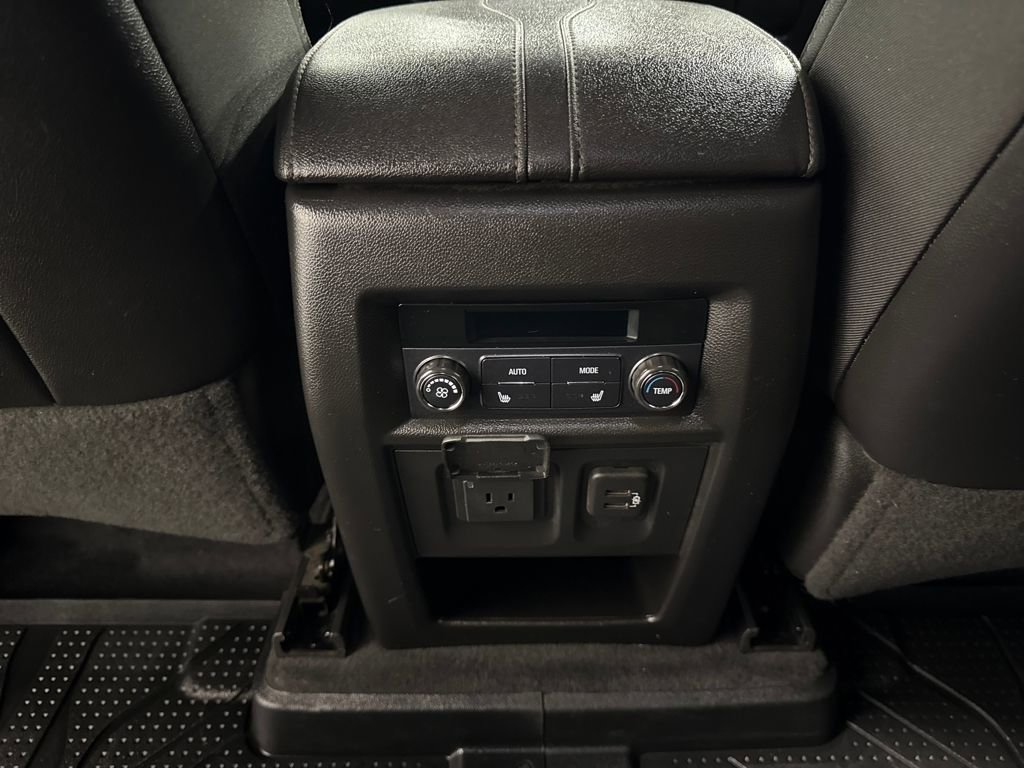 Certified 2022 Chevrolet Traverse High Country w/ LPO, 'HIT The Road' Package image 16