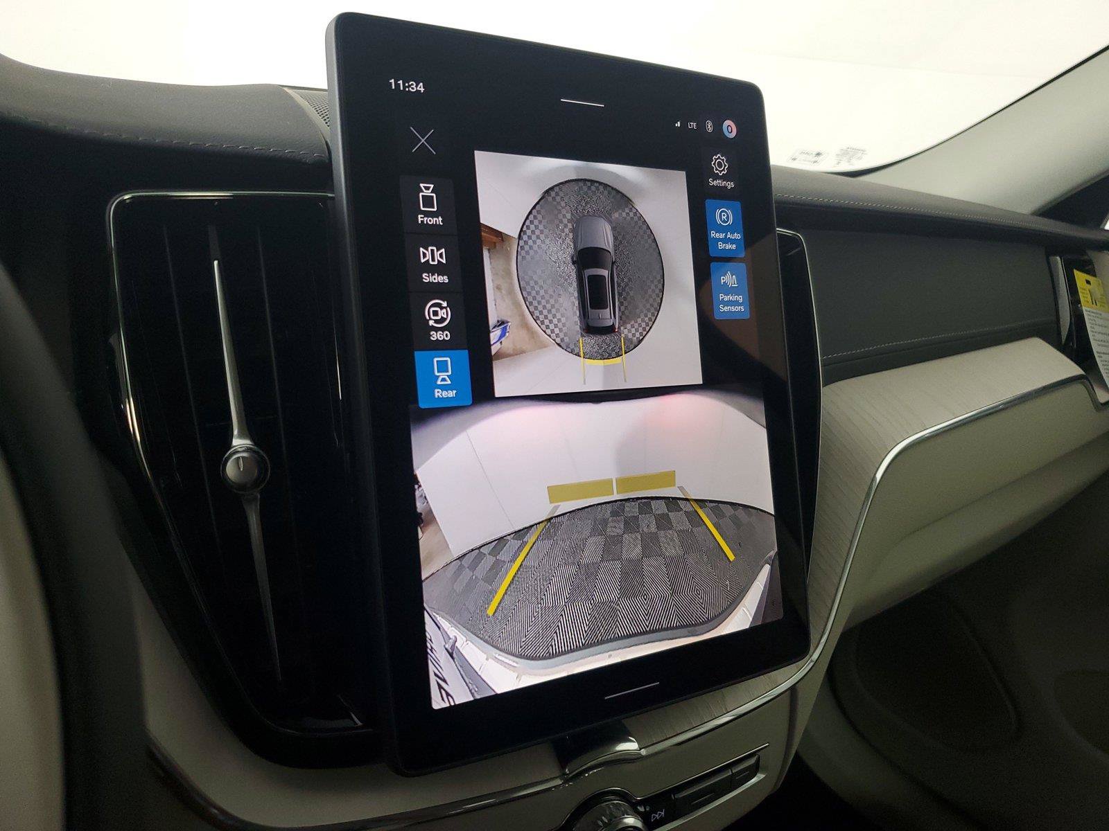 New 2027 Volvo XC60 B5 Ultra AWD/4WD image 29