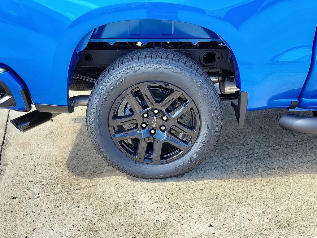 New 2025 Chevrolet Silverado 1500 Custom w/ Turbomax Blackout Package image 8