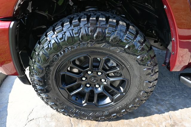 Used 2025 RAM 1500 Laramie w/ Sport Appearance Package AWD/4WD image 10