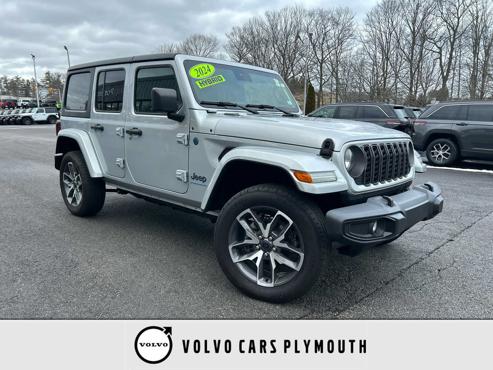 Used 2024 Jeep Wrangler Unlimited w/ Convenience Group AWD/4WD image 1
