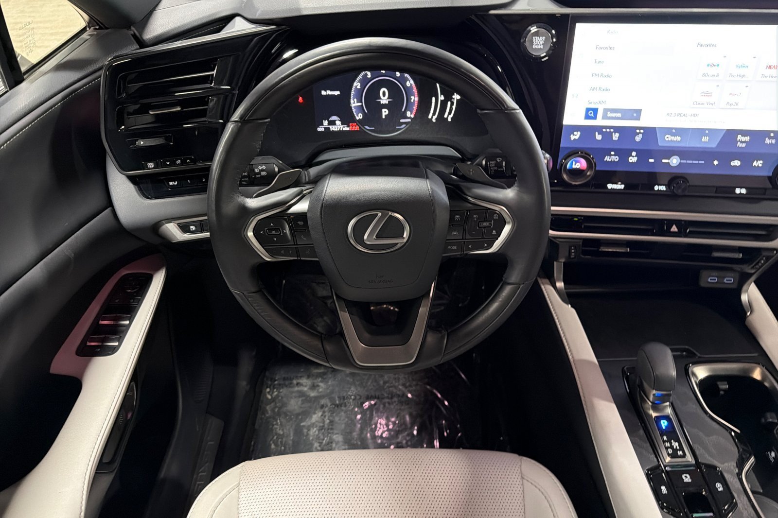 Used 2023 Lexus RX 350 Premium Plus w/ Cold Area Package FWD image 13