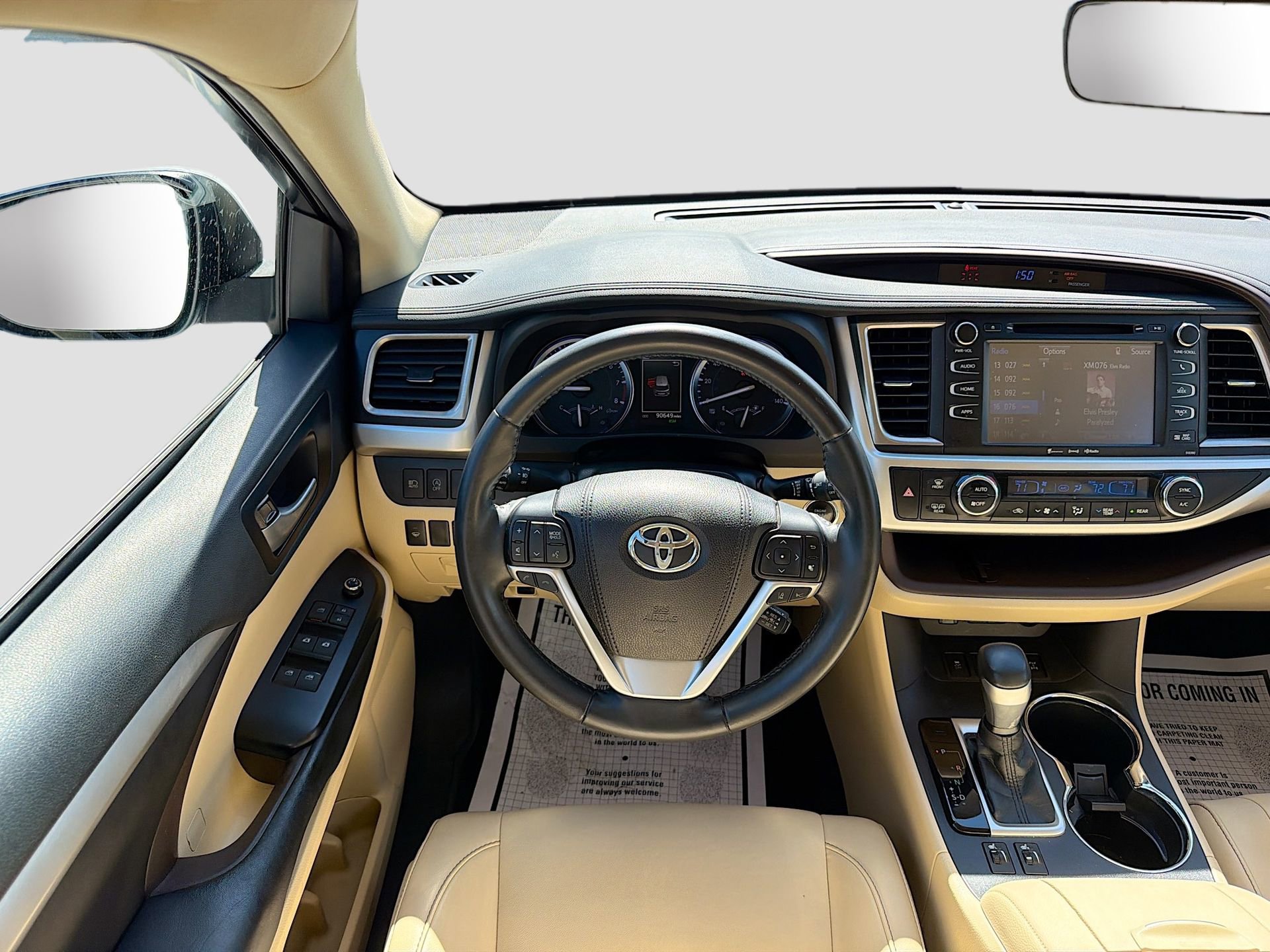 Used 2019 Toyota Highlander XLE image 18