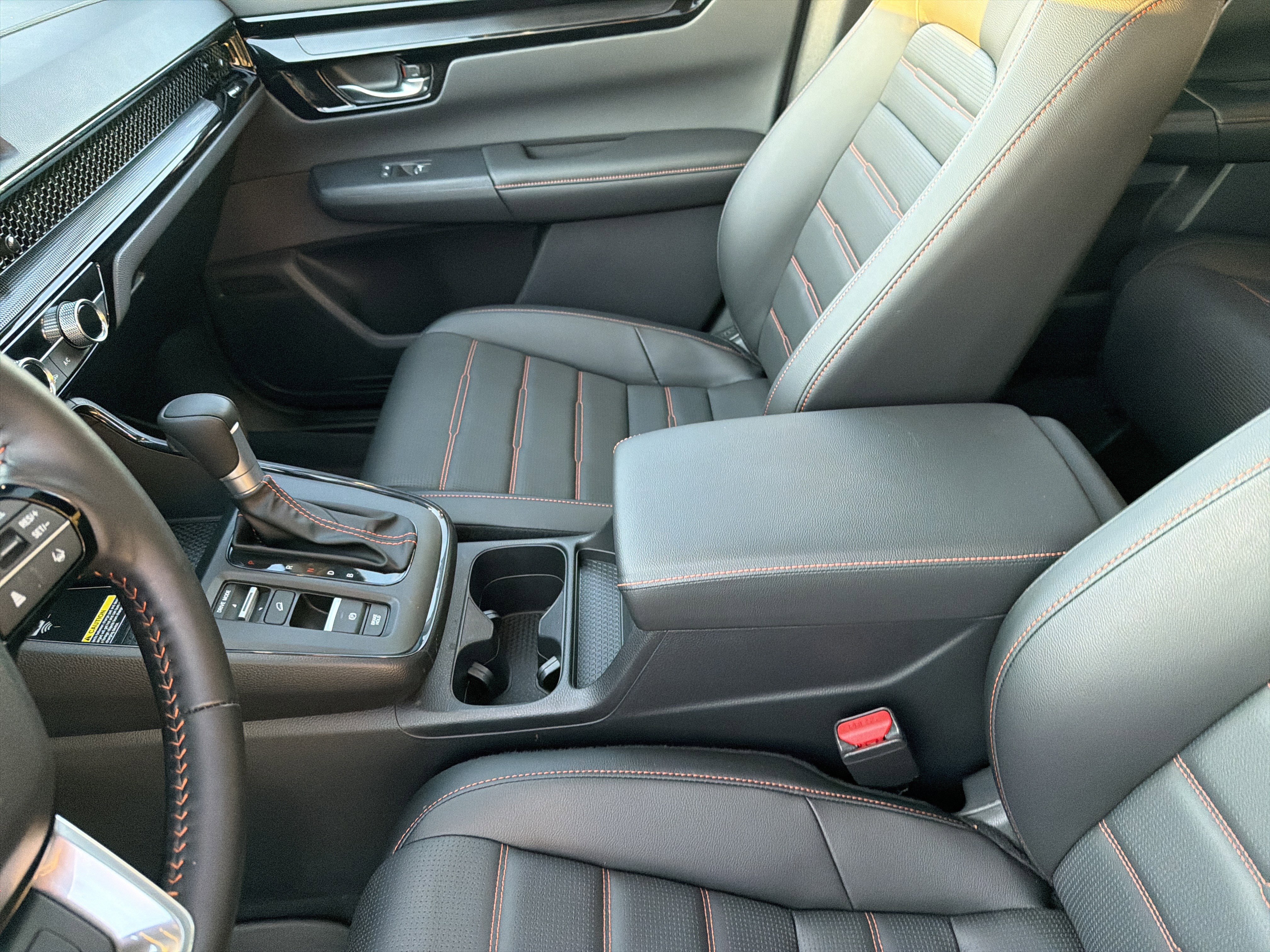 Used 2025 Honda CR-V Sport Touring image 18