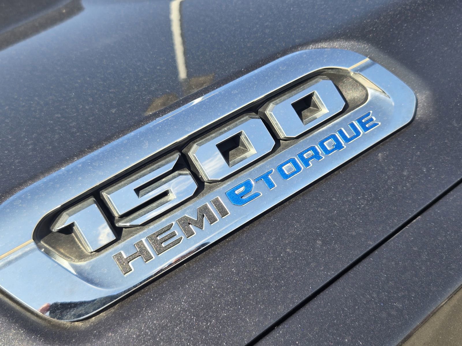 Used 2021 RAM 1500 Laramie w/ Off Road Group image 12