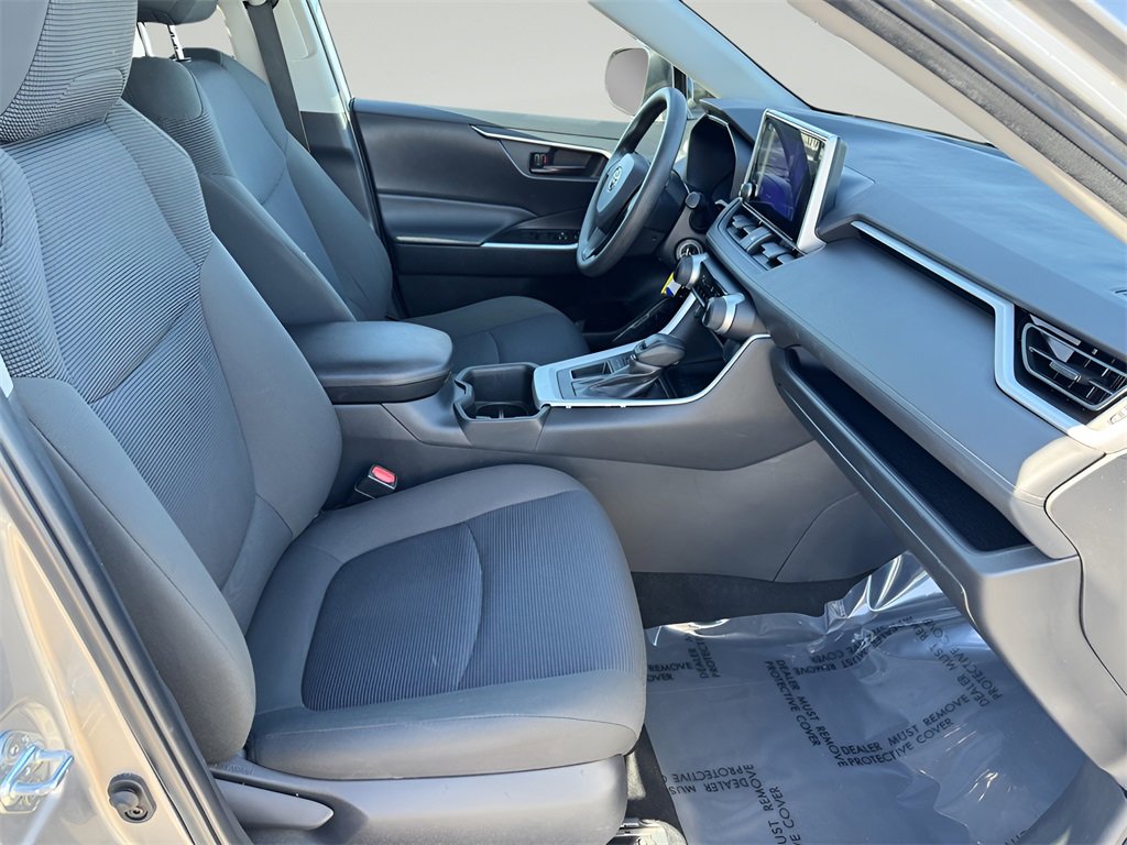 Used 2023 Toyota RAV4 LE image 25