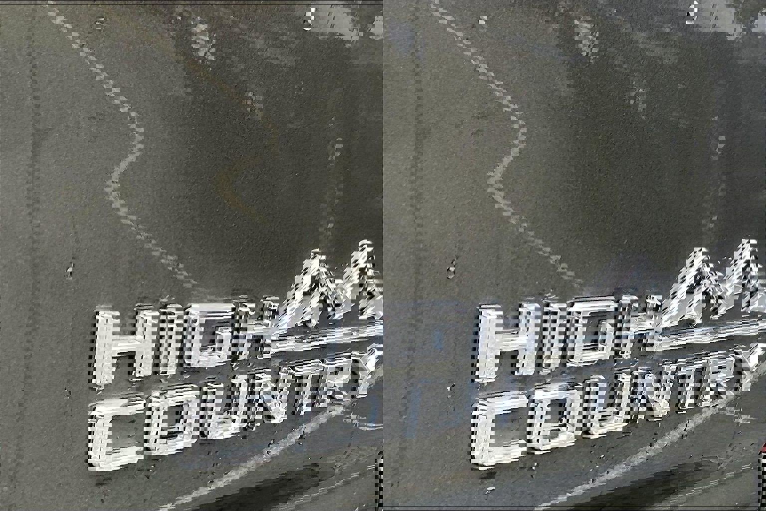 Used 2023 Chevrolet Silverado 2500 High Country image 8