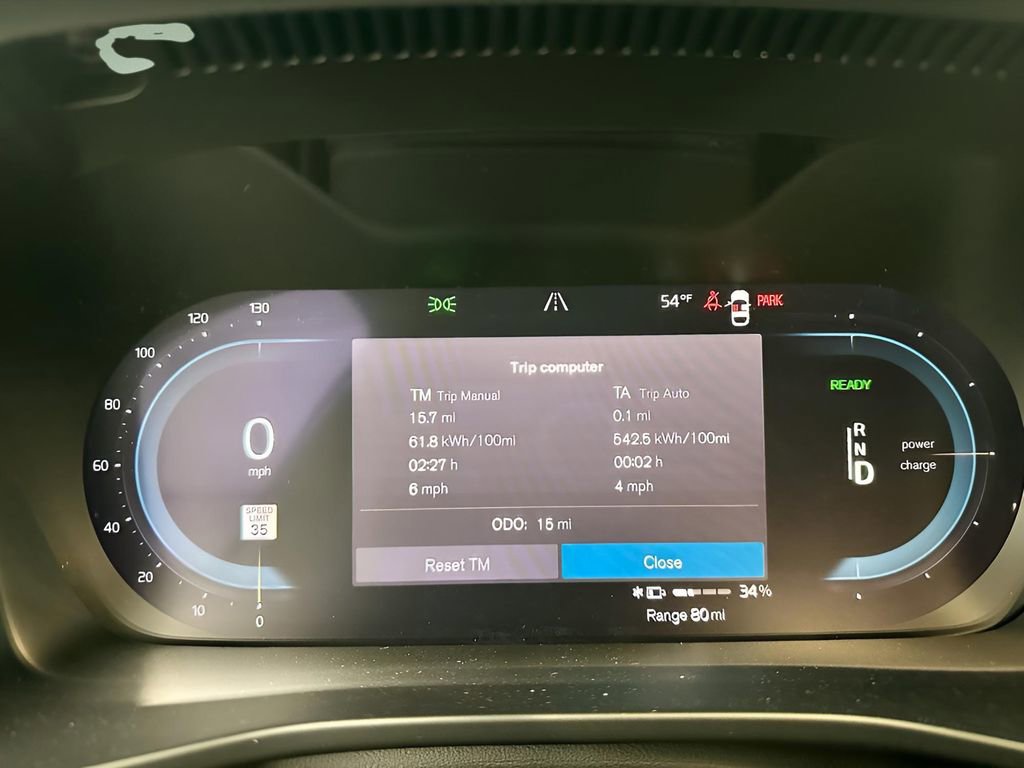 New 2024 Volvo XC40 Recharge Core w/ Protection Package Premier image 33