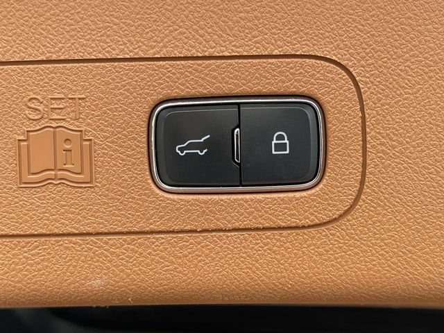 Certified 2024 Lincoln Aviator Black Label w/ Jet Package AWD/4WD image 13