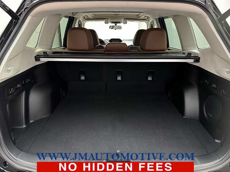 Used 2021 Subaru Forester Touring AWD/4WD image 17