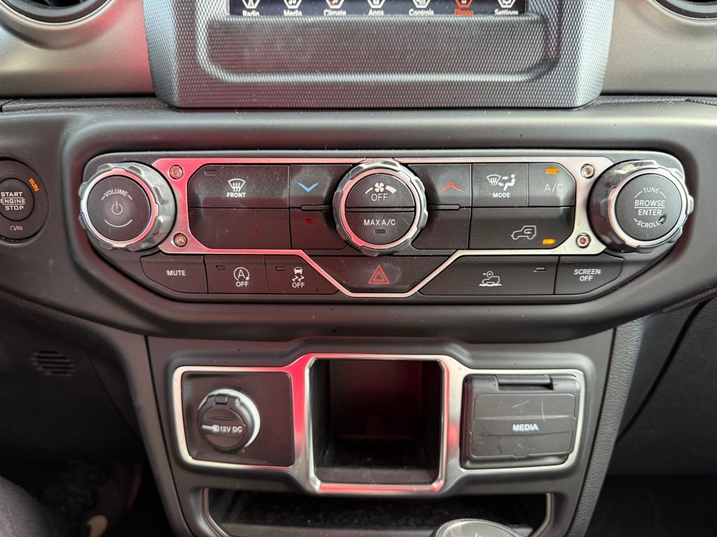 Used 2023 Jeep Wrangler Sport image 12