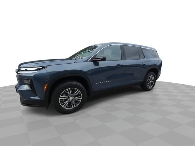 Used 2024 Chevrolet Traverse LS FWD image 4