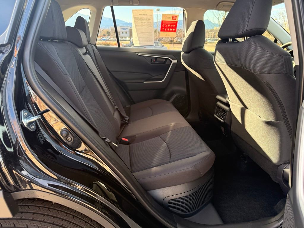 Used 2025 Toyota RAV4 LE image 26
