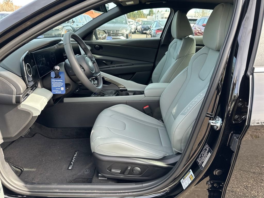 New 2026 Hyundai Elantra Limited image 12