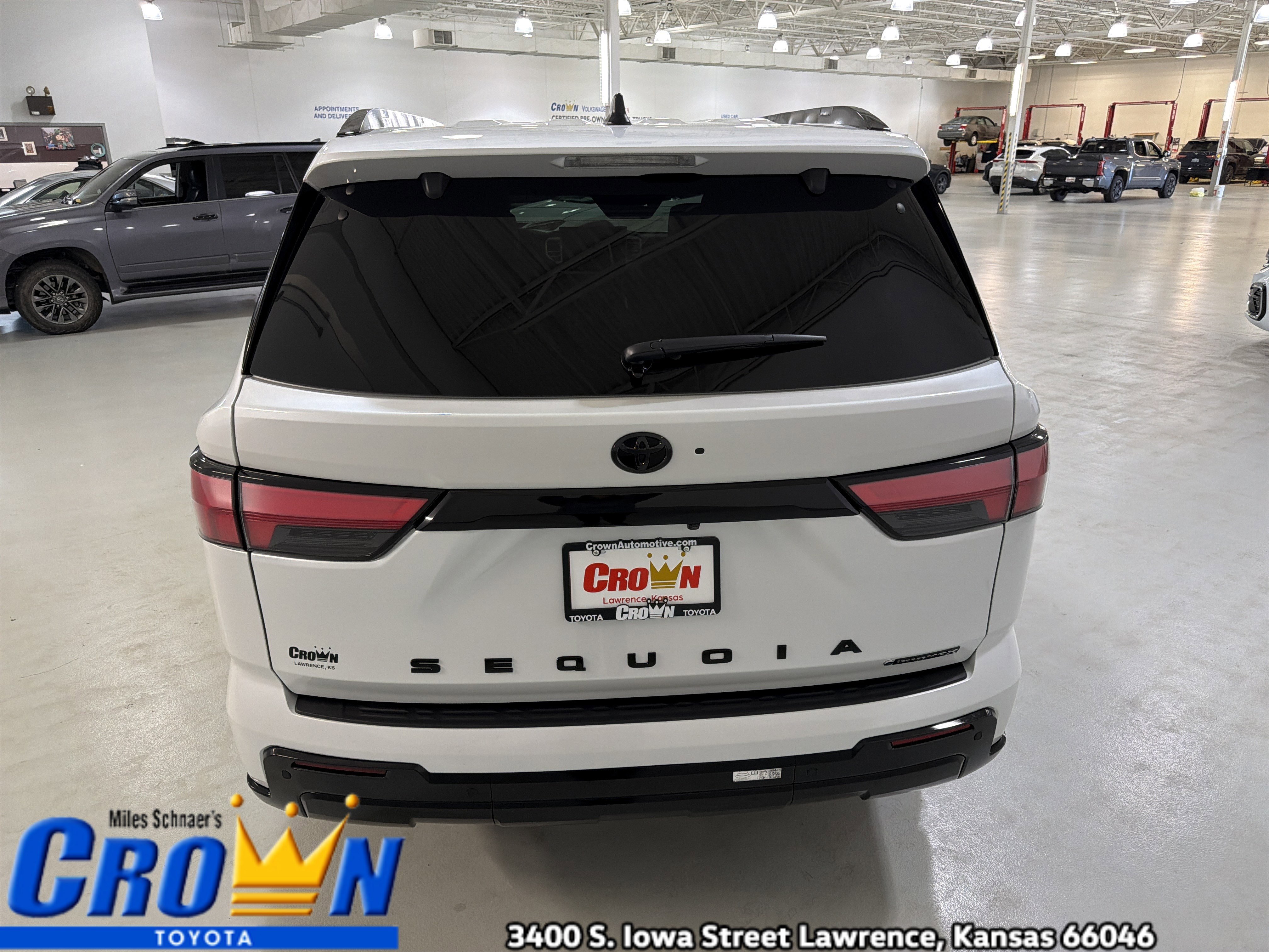 New 2026 Toyota Sequoia Platinum image 8