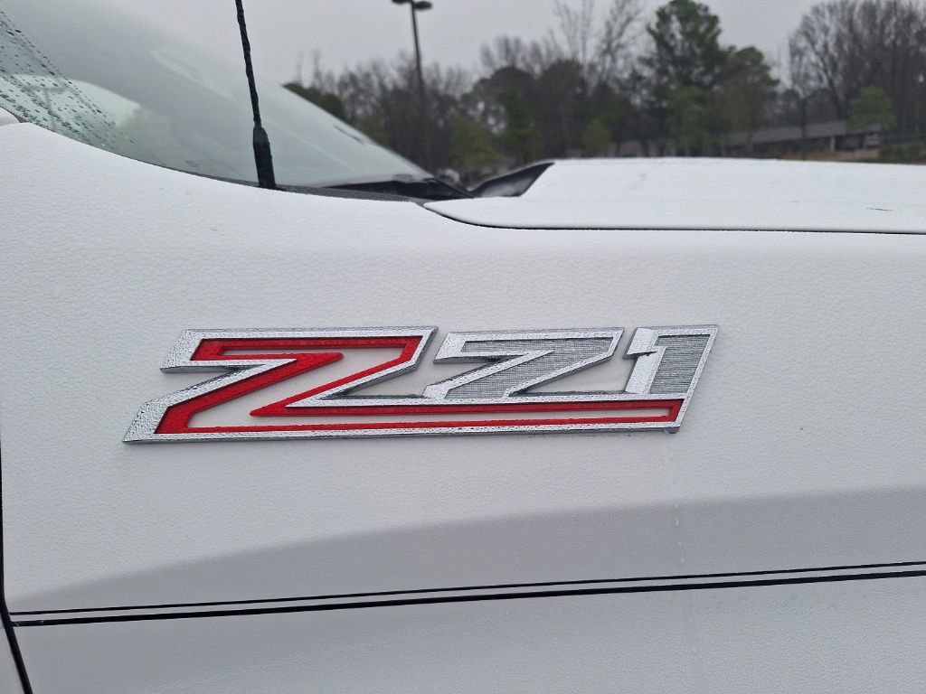 Used 2024 Chevrolet Silverado 1500 RST w/ Convenience Package II image 19