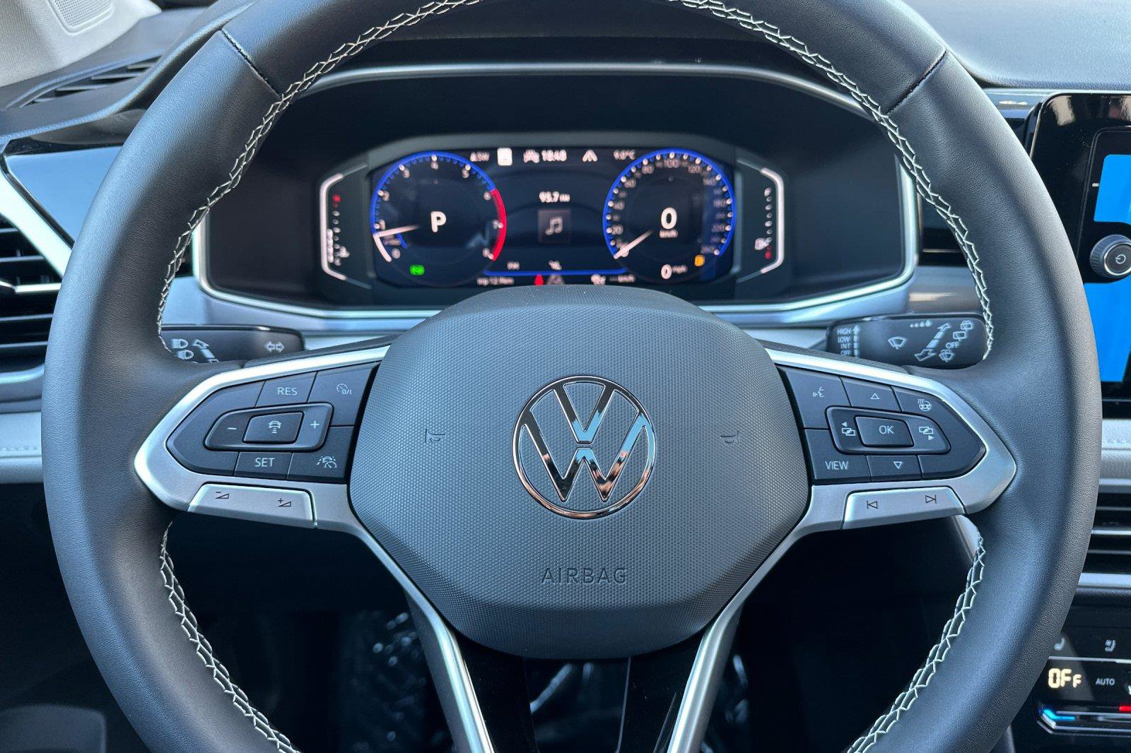 New 2026 Volkswagen Taos SEL image 23