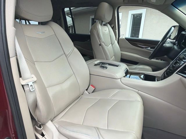 Used 2018 Cadillac Escalade ESV Luxury RWD image 12
