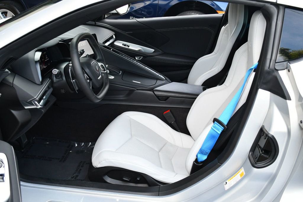 Used 2024 Chevrolet Corvette Stingray Coupe w/ Chrome Exterior Badge Package RWD image 37