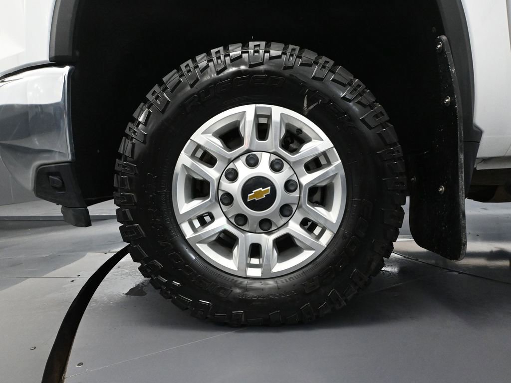 Used 2024 Chevrolet Silverado 2500 LT image 20