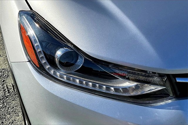 Used 2017 Chevrolet Trax LT image 28