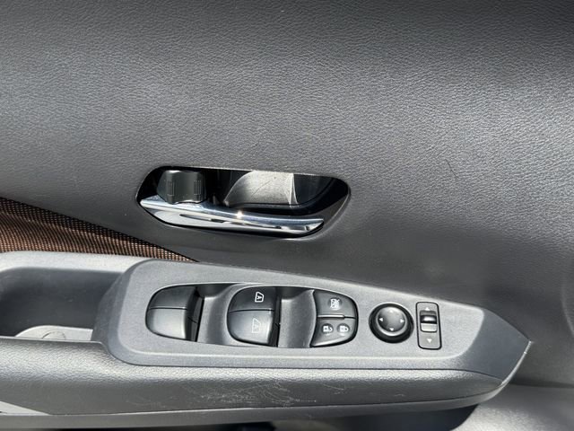 Certified 2022 Nissan Kicks SR FWD image 21