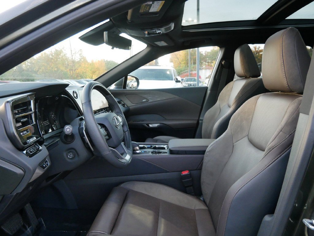 Used 2026 Lexus RX 350 w/ Convenience Package AWD/4WD image 9