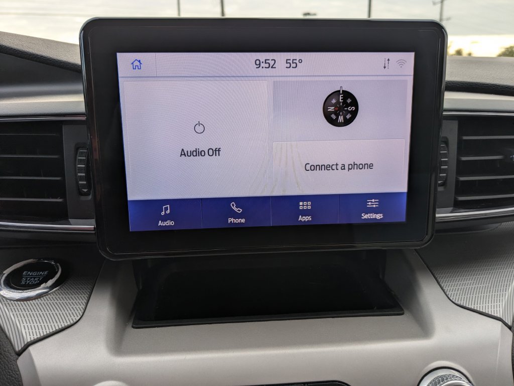 Used 2023 Ford Explorer XLT w/ Equipment Group 202A AWD/4WD image 33