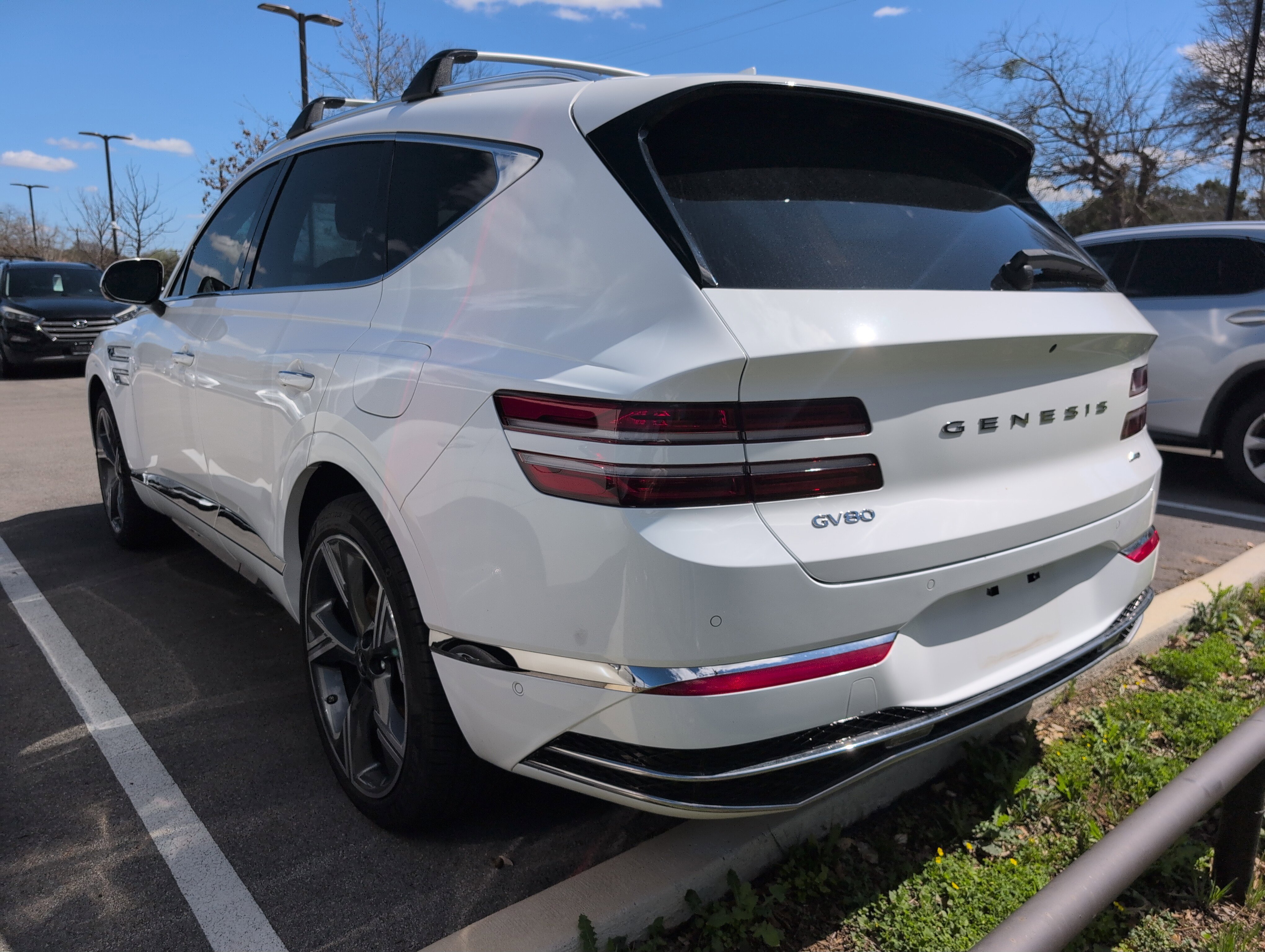 Used 2025 Genesis GV80 2.5T Prestige image 3