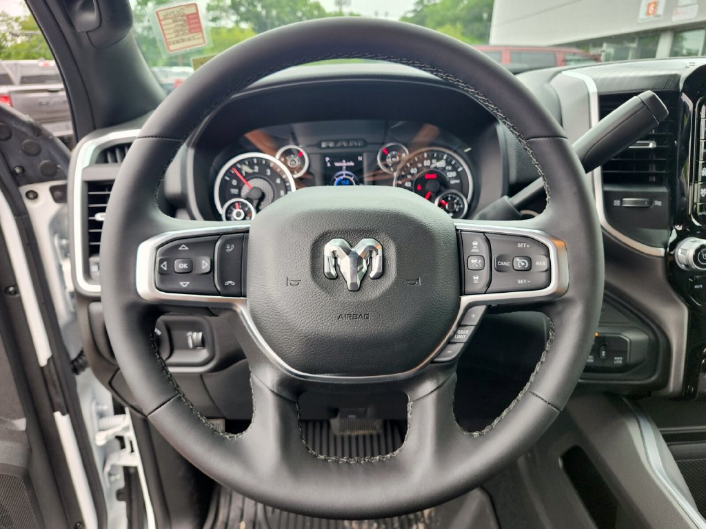 New 2026 RAM 2500 Big Horn AWD/4WD image 28