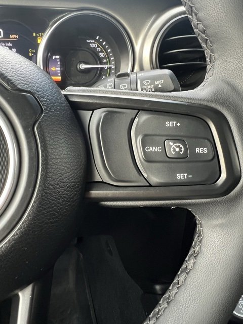 Used 2023 Jeep Wrangler Unlimited w/ Cold Weather Group image 33