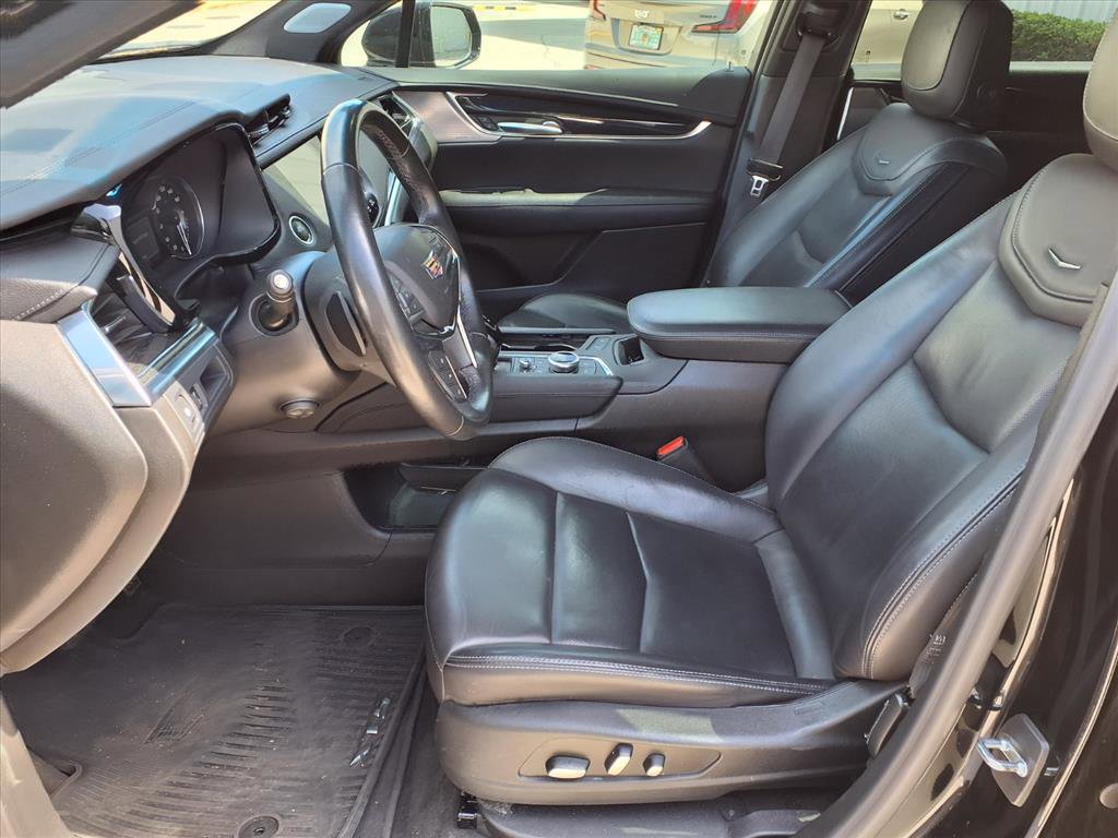 Used 2023 Cadillac XT5 Premium Luxury image 13