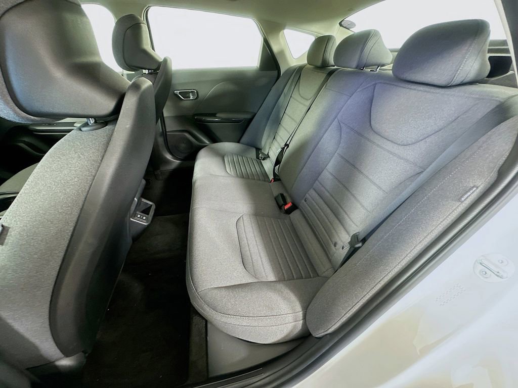 Certified 2025 Kia K4 EX FWD image 32