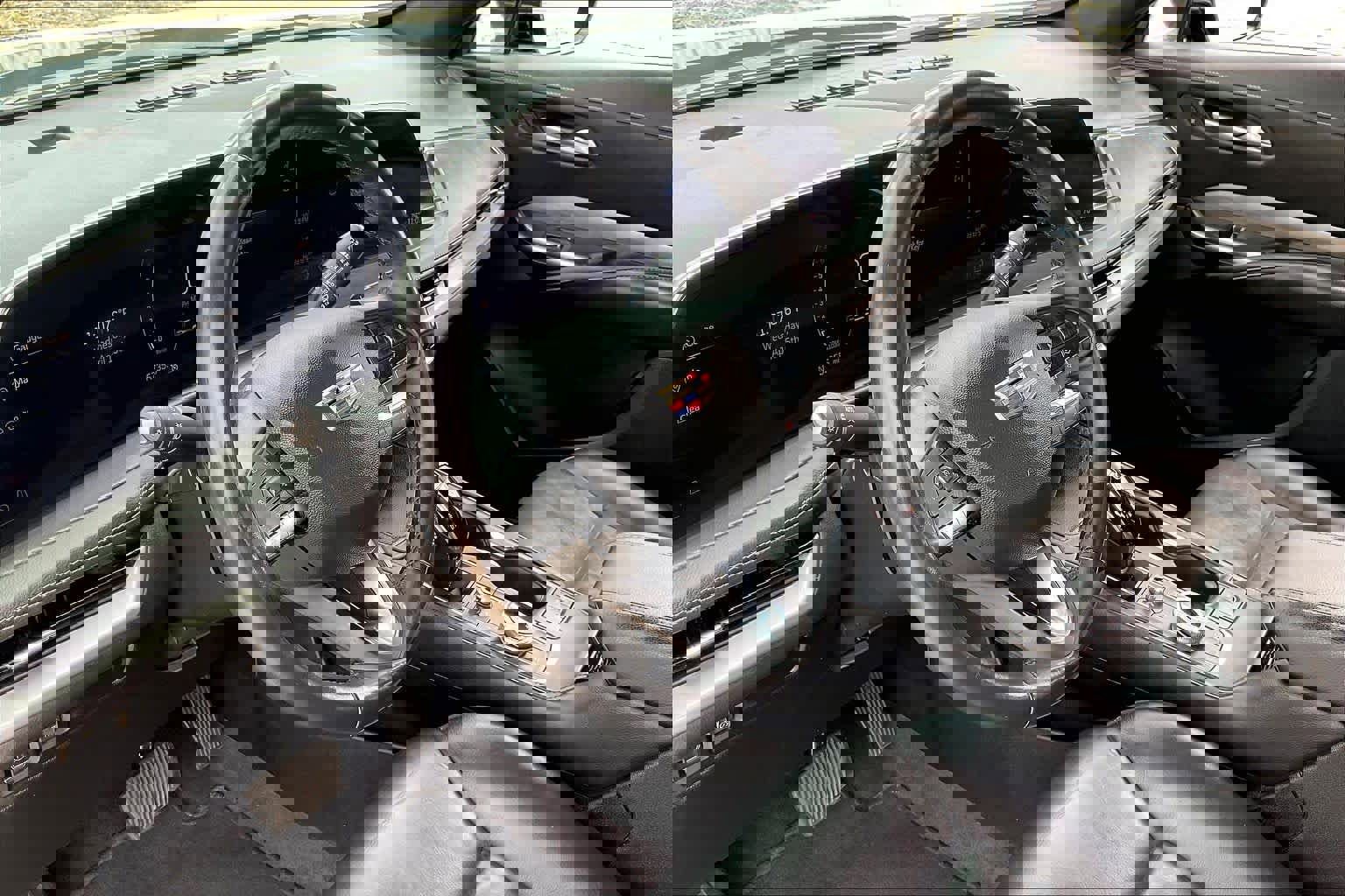 Used 2024 Cadillac XT4 Premium Luxury image 18